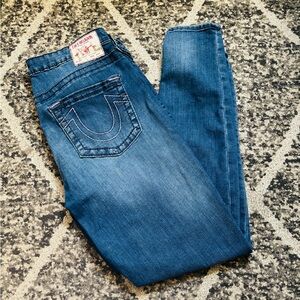 True Religion mid-rise skinny blue jeans with pink trim 🕉️